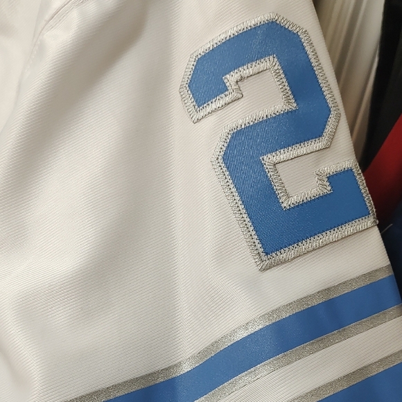 Barry Sanders White and Blue Football Jersey( Brand New With Tags) - Picture 15 of 16